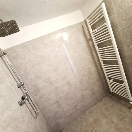 Ubytovňa Dolné Vestenice Hotel *